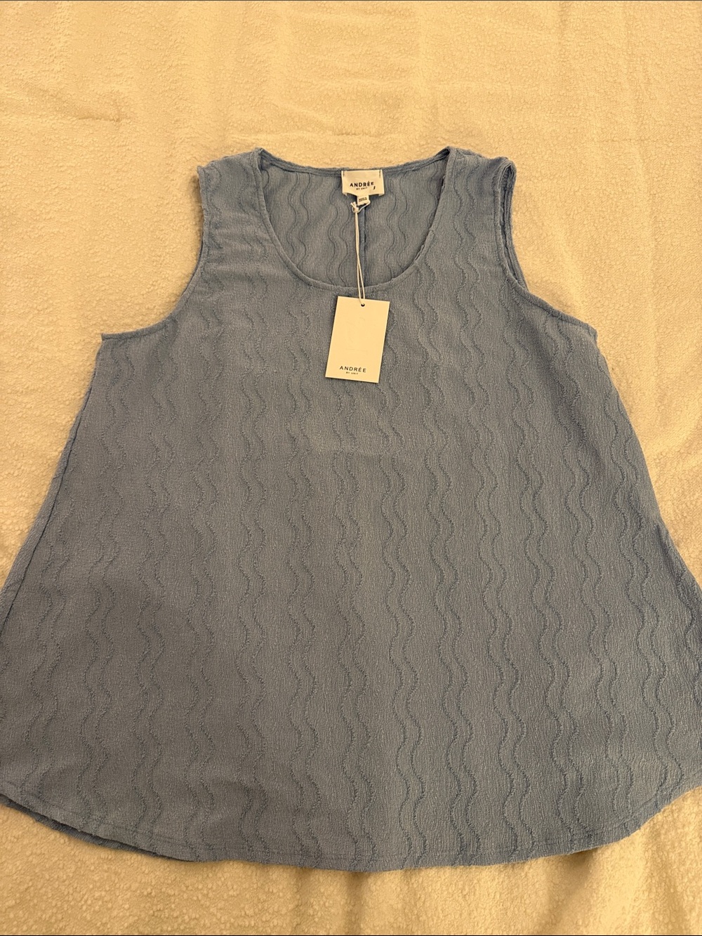 ANDREE BY UNIT Light Blue Wave-Texture Tank Top